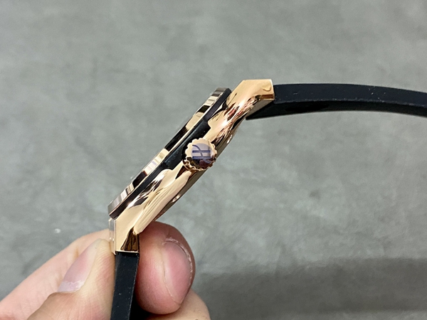 ウブロコピー時計細部ディテール